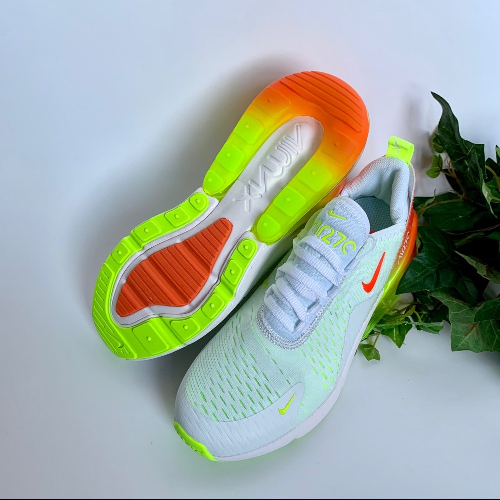 Nike Air Max 270 - Picture 7 of 8